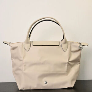 LONGCHAMP Quiet Luxury Leather Bag